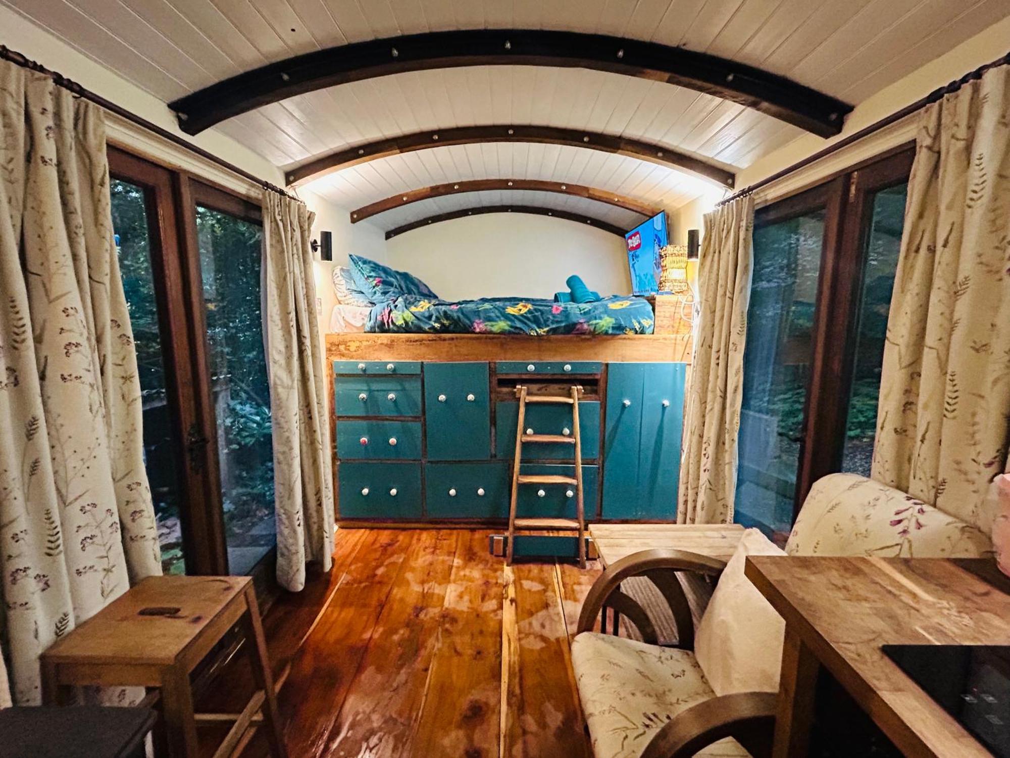 Vila The Railway Carriage - Blue Glasbury Exteriér fotografie